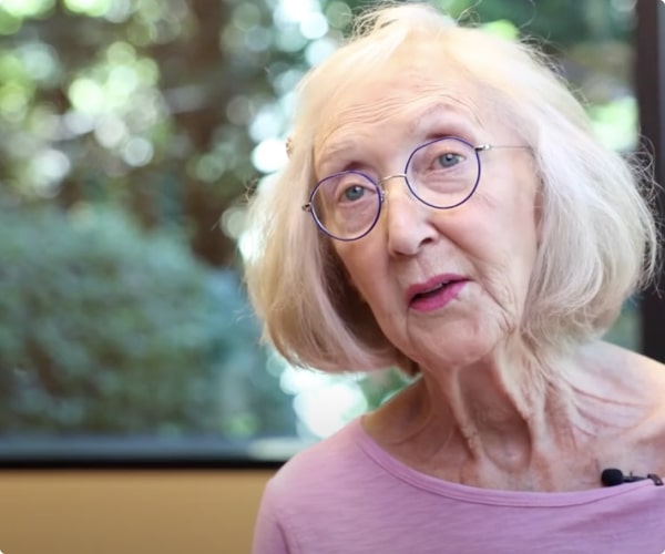 Beverly expressing her satisfaction with the outcome of her treatment